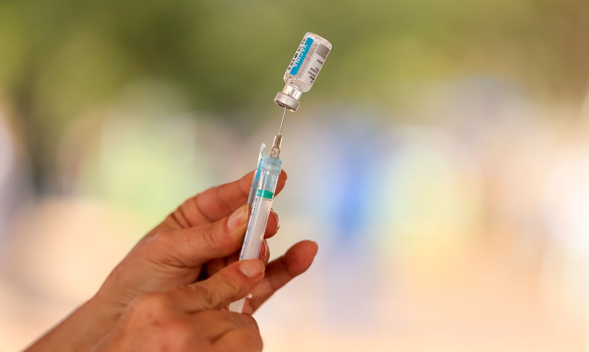 Lançamento da vacina contra covid 100% brasileira será nesta quinta-feira