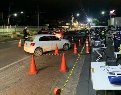Blitz resulta na prisão de oito motoristas em Cuiabá