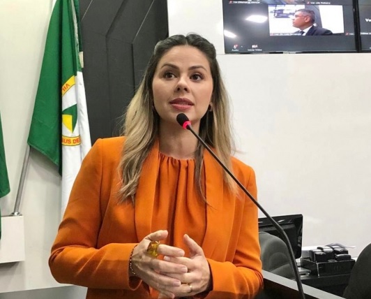 Michelly Alencar reforça projeto de Mesa Diretora feminina na Câmara de Cuiabá