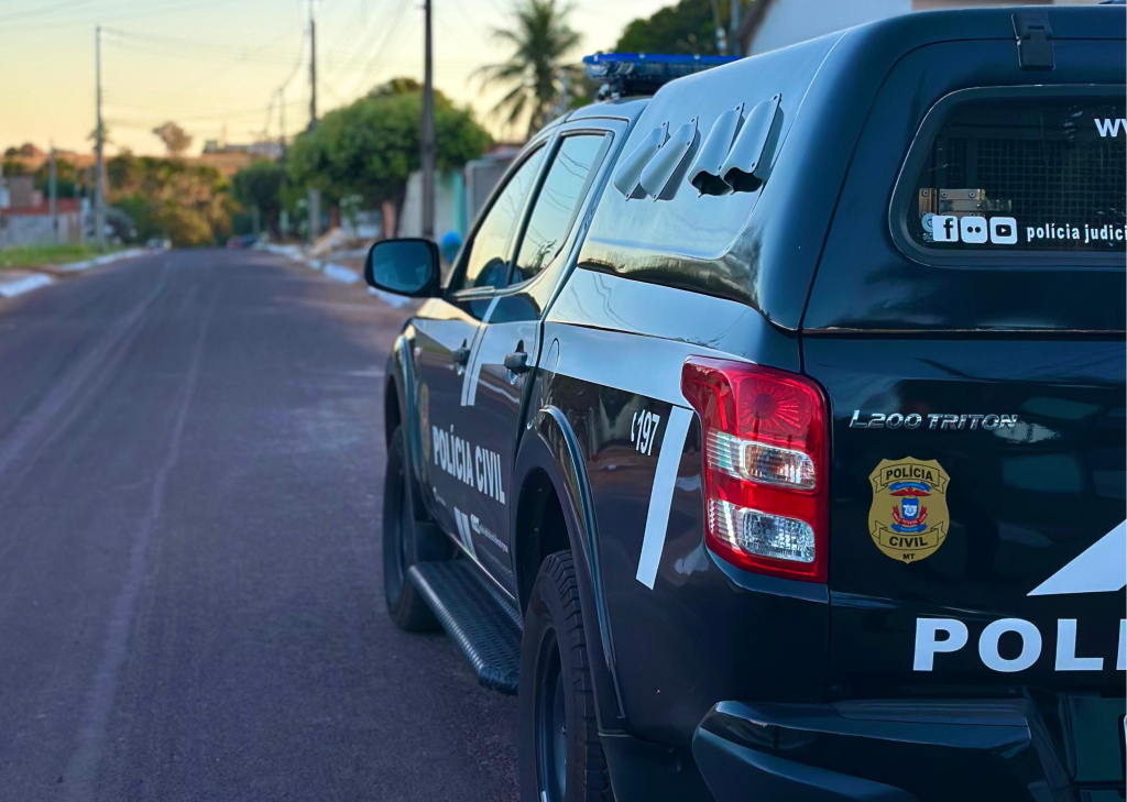 Polícia combate pedofilia e indução à automutilação na internet