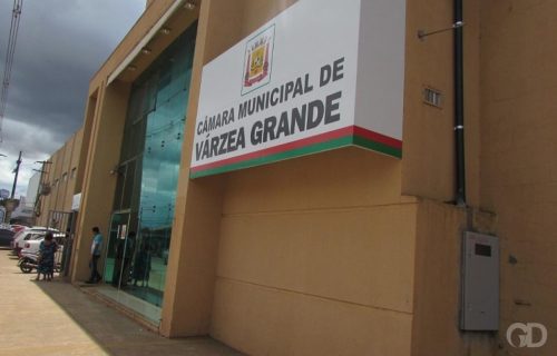 Câmara de VG suspende sessão após suspeita de grampo