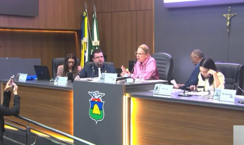 Vídeo: Vereador chama colega de “baitola” durante sessão na Câmara