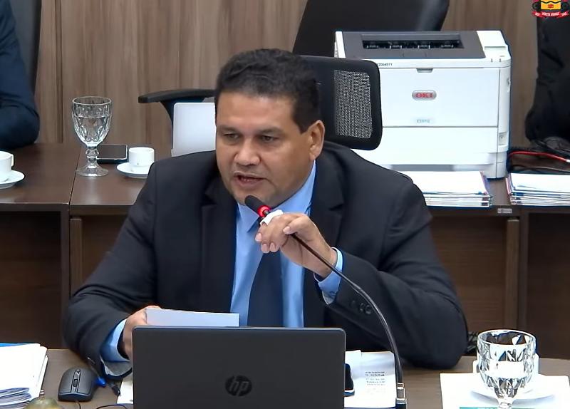 Wanderley Cerqueira é reeleito presidente da Câmara de VG