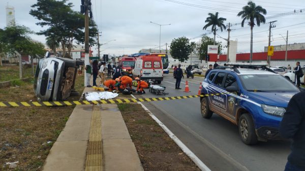 Vídeo: Idosa morre atropelada após colisão na FEB