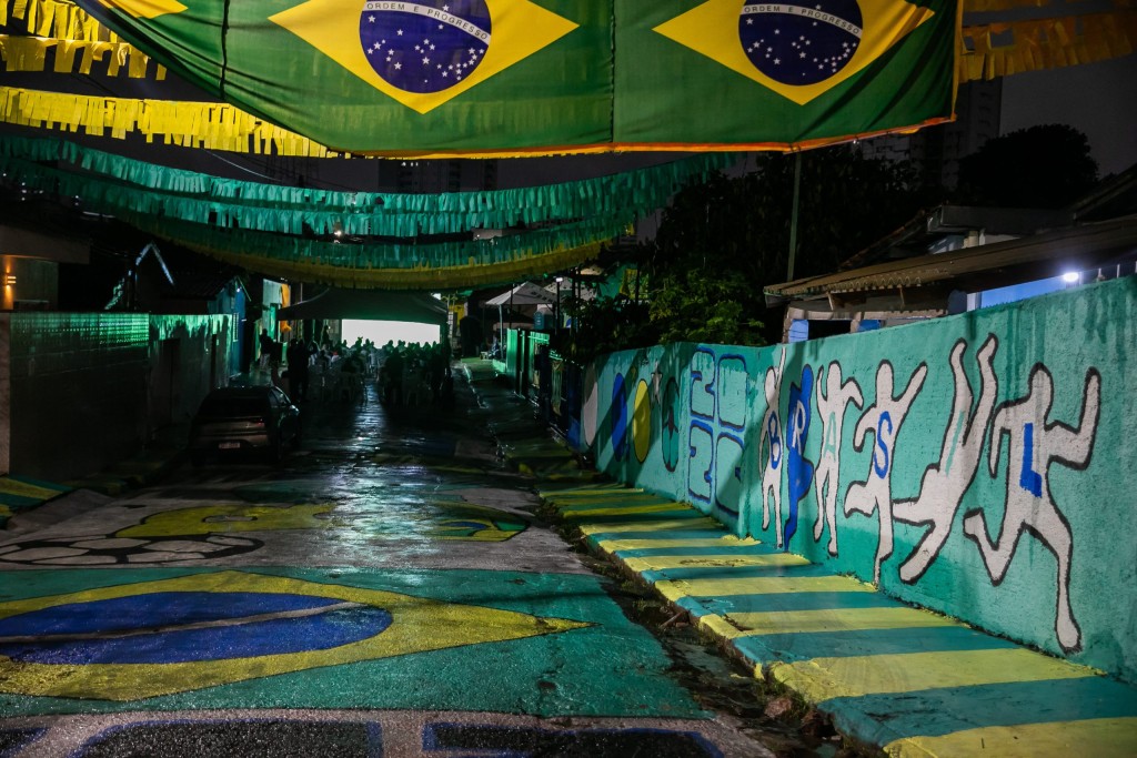Quatro ruas são escolhidas para receber telões da Prefeitura