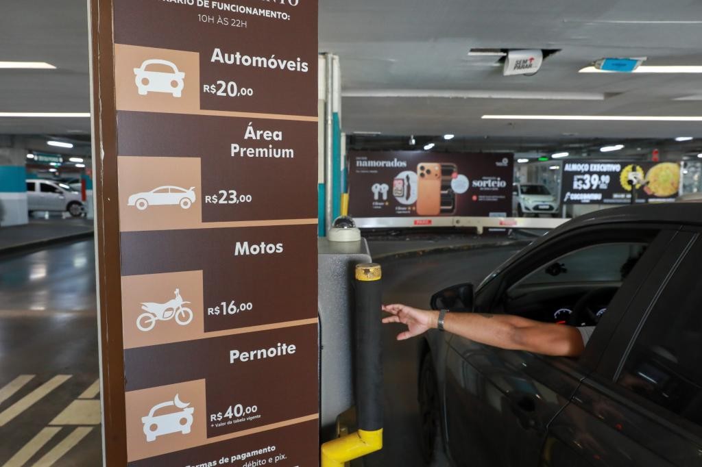 Procon-MT fiscaliza shoppings em Cuiabá e VG