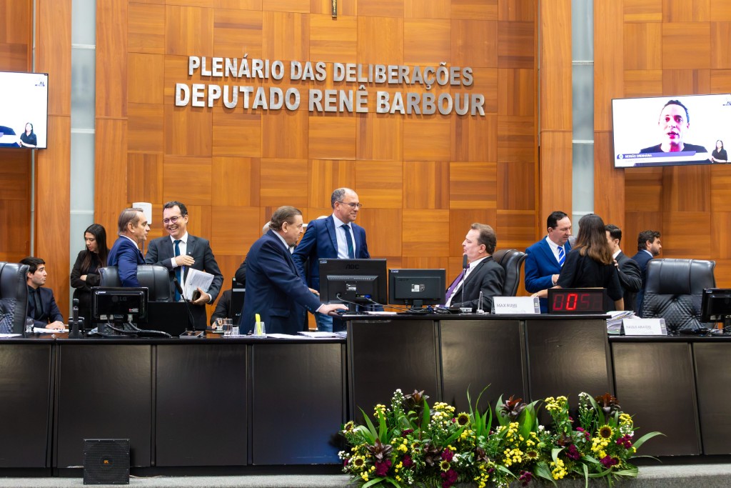 ALMT mantém veto e servidores do Judiciário ficam sem reajuste