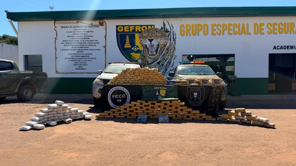 Apreensão de 306 kg de drogas dá prejuízo de R$ 1,2 milhão a facções
