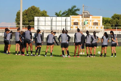 Mixto viaja para confronto decisivo no Brasileirão
