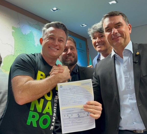 Medeiros escolhe Xuxu Dal Molin como 2º suplente ao Senado