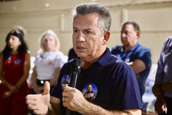 Mauro Mendes lidera disputa ao Senado com 33,5%, aponta Veritá